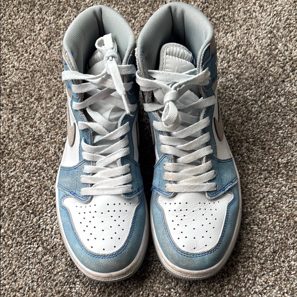Nike Air Jordan 1 High Blue White Sneakers - Picture 1 of 6